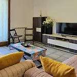 Large Panoramic Terrace 2-Bedroom In Viareggio Sleeps 4