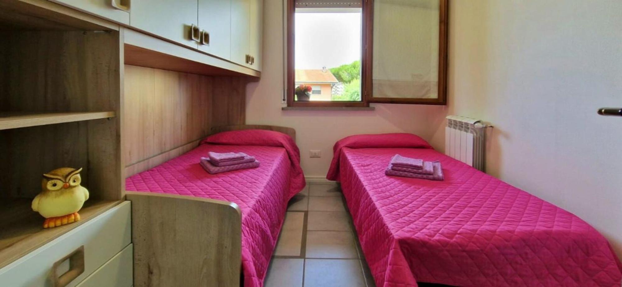 Large Panoramic Terrace 2-bedroom In Sleeps 4 Apartment Viareggio