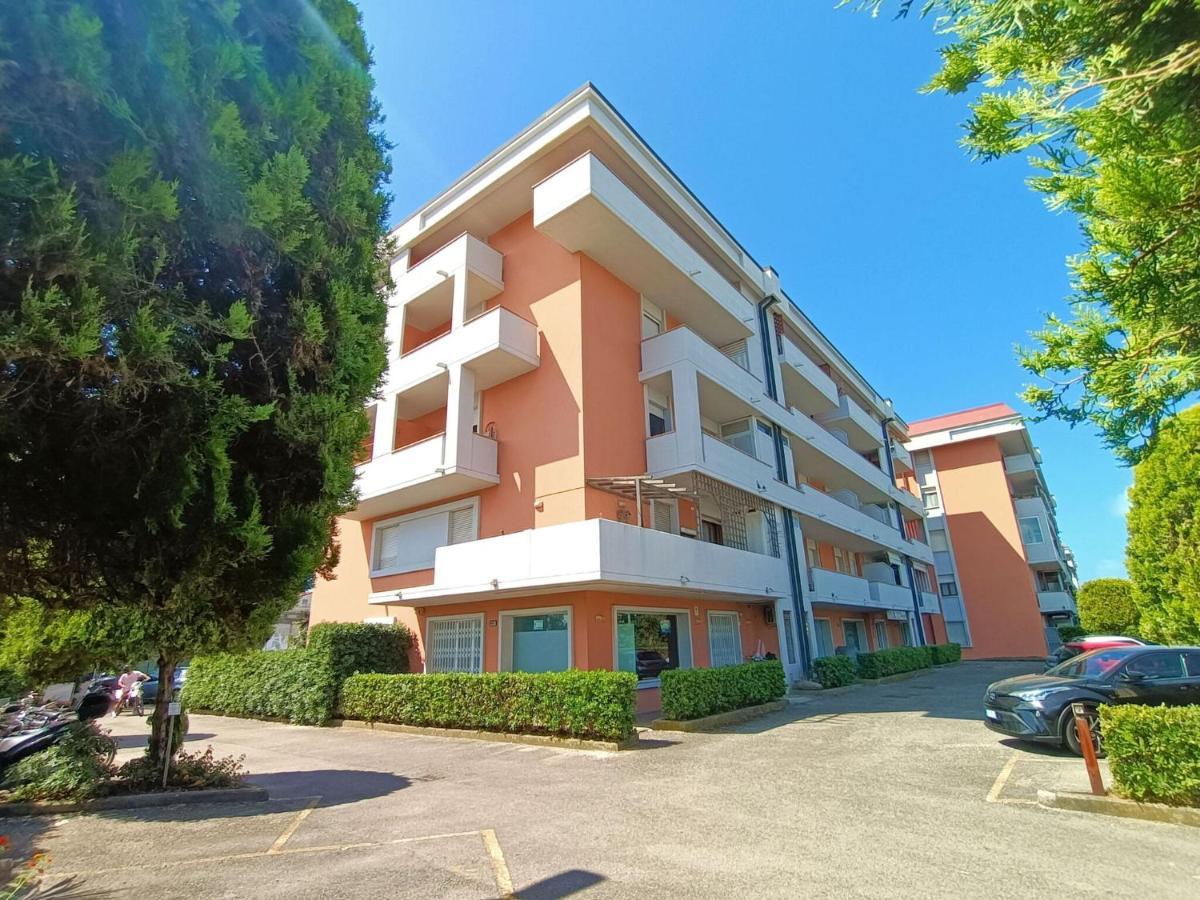 Large Panoramic Terrace 2-bedroom In Sleeps 4 *