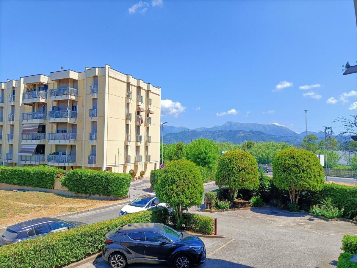 Large Panoramic Terrace 2-bedroom In Sleeps 4 Viareggio