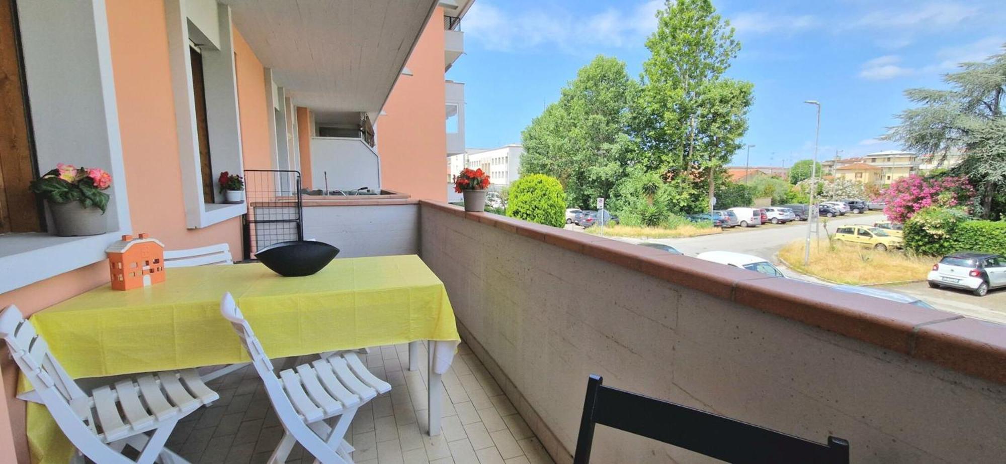 Large Panoramic Terrace 2-bedroom In Sleeps 4 Appartement Viareggio