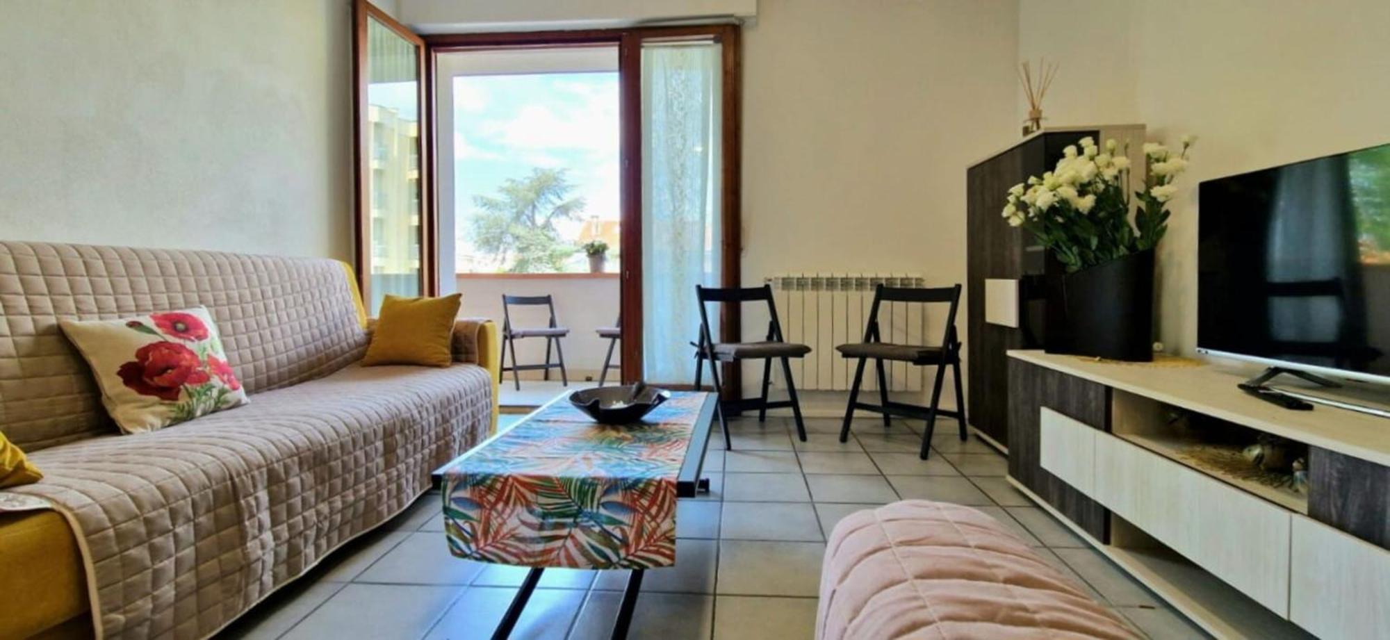 Large Panoramic Terrace 2-bedroom In Sleeps 4 *